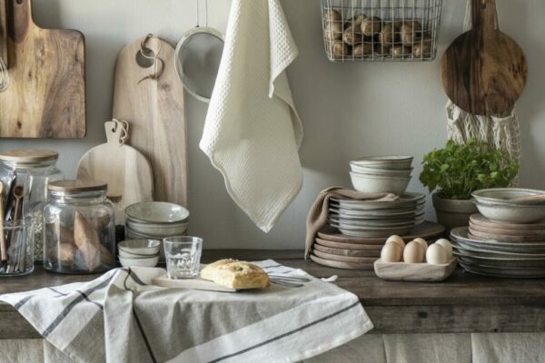 Torchon beige avec motif noir et blanc – Image 3